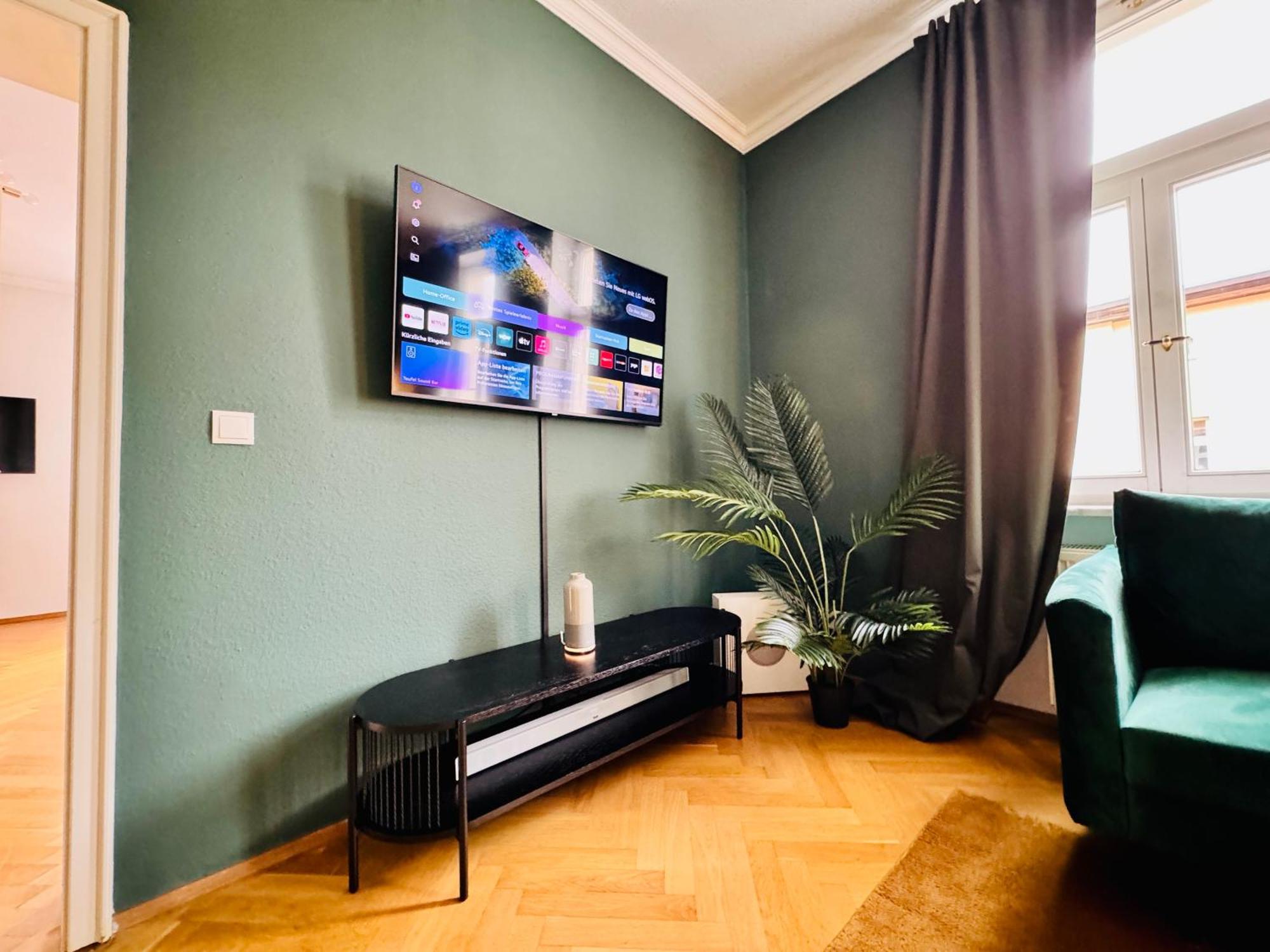 Rebelrents #4 Design Trifft Komfort - Einzigartiges Ferienapartment In Der Nahe Des Hauptbahnhofs Halle  Eksteriør bilde