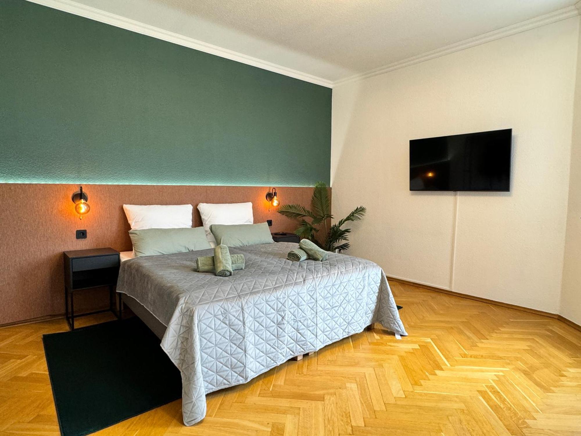 Rebelrents #4 Design Trifft Komfort - Einzigartiges Ferienapartment In Der Nahe Des Hauptbahnhofs Halle  Eksteriør bilde